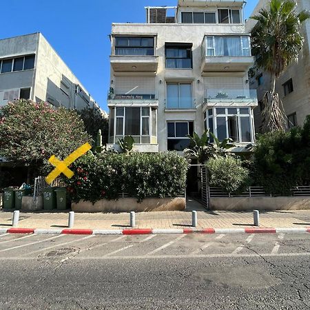 Glorious Renovated Apartment On Top Of The Beach Tel-Aviv Extérieur photo
