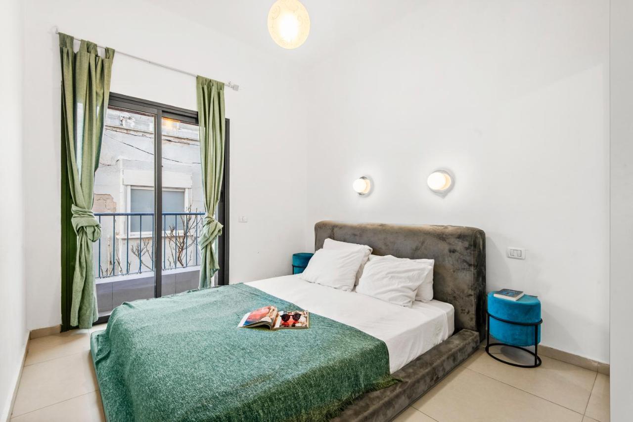 Glorious Renovated Apartment On Top Of The Beach Tel-Aviv Extérieur photo